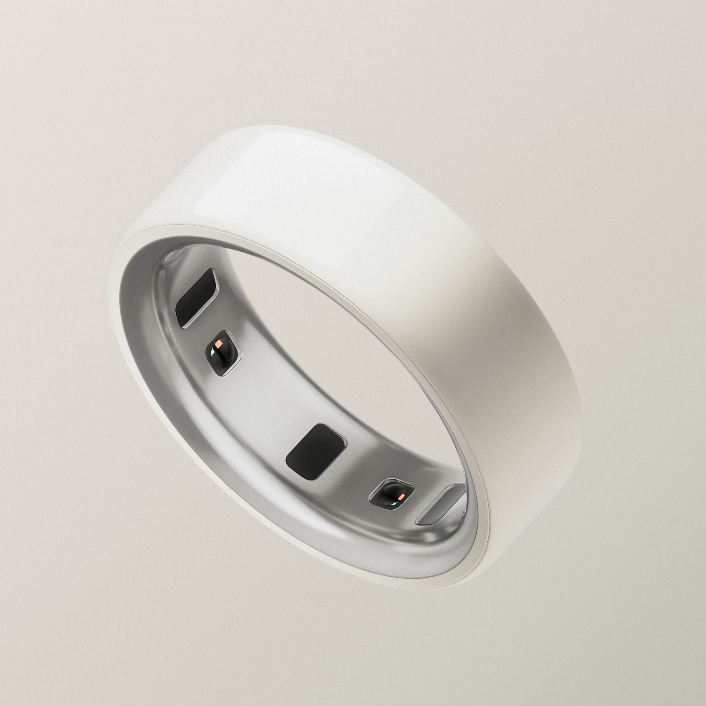 Oura Ring 4 Ceramic